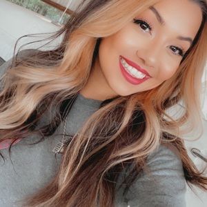 Meet your Posher, Yulissa